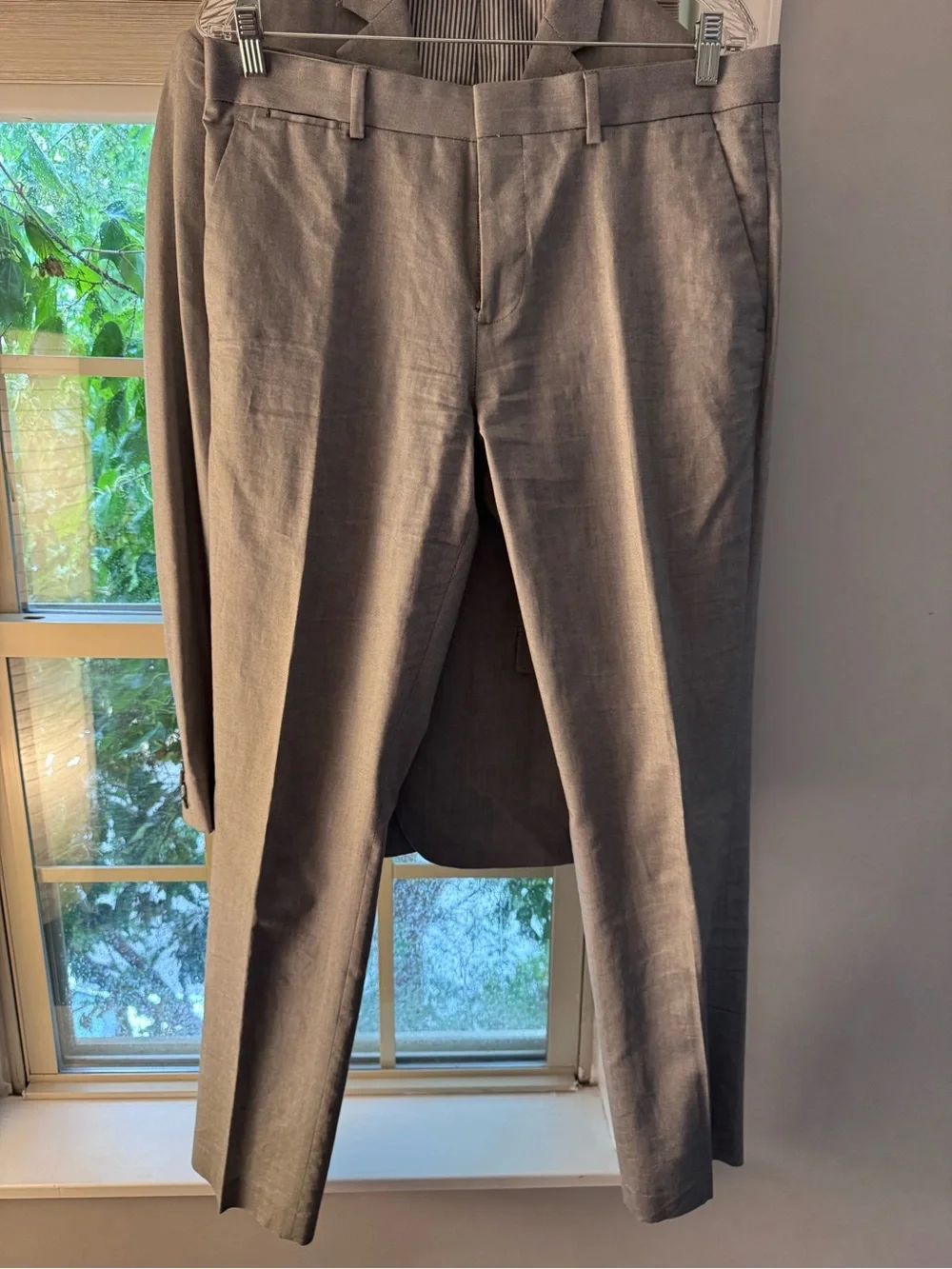Express light gray